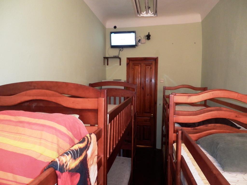 Yourhostel Kyjev Pokoj fotografie