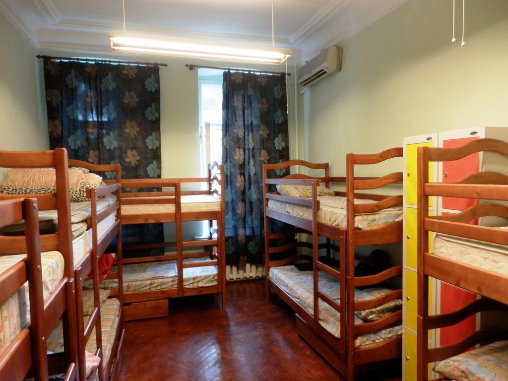 Yourhostel Kyjev Pokoj fotografie